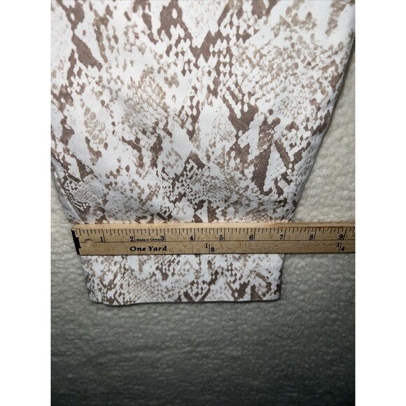 Calvin Klein Pants Size 16 Ankle Length With Snake Skin Print Zip Front Pockets - Picture 6 of 13